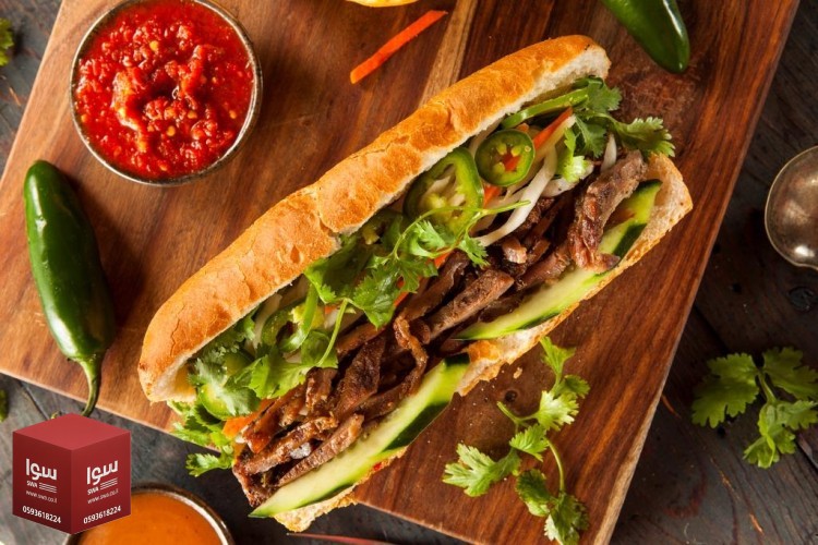 ساندويش اللحم بالصوص الحار
