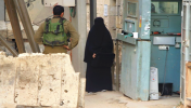 اصابة فتاة برصاص الاحتلال بحجة محاولة طعن جندي بالخليل - موقع سوا 