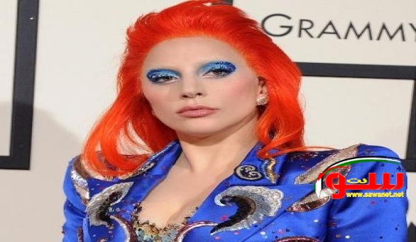 ليدي غاغا صورة عن ديفيد بوي على مسرح غرامي | موقع سوا ليدي غاغا صورة عن ديفيد بوي على مسرح غرامي | موقع سوا