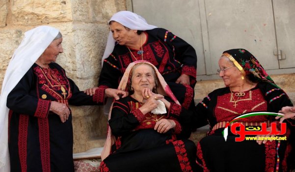 الثوب الفلسطيني يروي التاريخ والحضاره والاصل الفلسطيني | موقع سوا الثوب الفلسطيني يروي التاريخ والحضاره والاصل الفلسطيني | موقع سوا