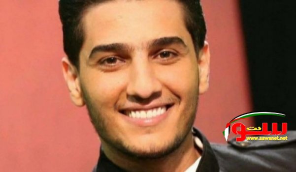 شاهد: الفنان محمد عساف يلتقي بمجسمه الشمعي لأول مرة في دبي | موقع سوا 