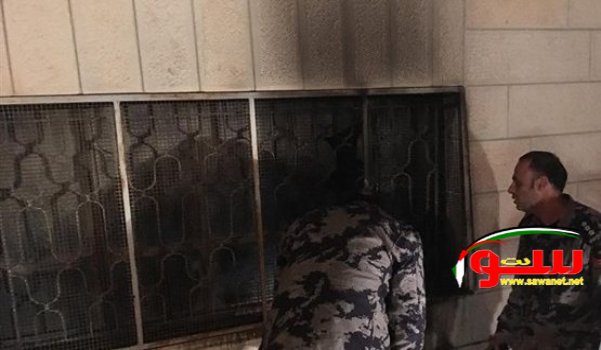 الدفاع المدني ينقذ عائلة ويسيطر على حريق في الرام | موقع سوا الدفاع المدني ينقذ عائلة ويسيطر على حريق في الرام | موقع سوا