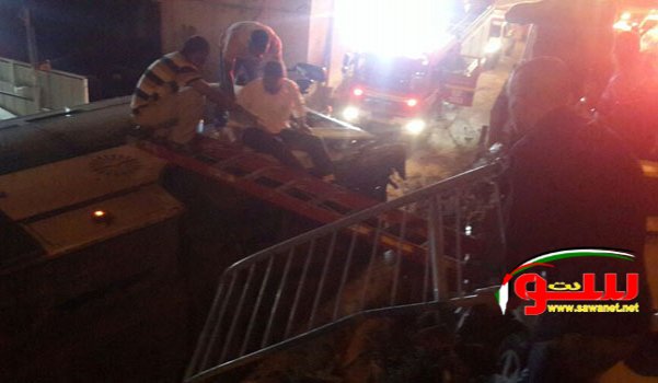 سقوط حافلة من ارتفاع 10 امتار على شاحنة في الناصرة | موقع سوا 