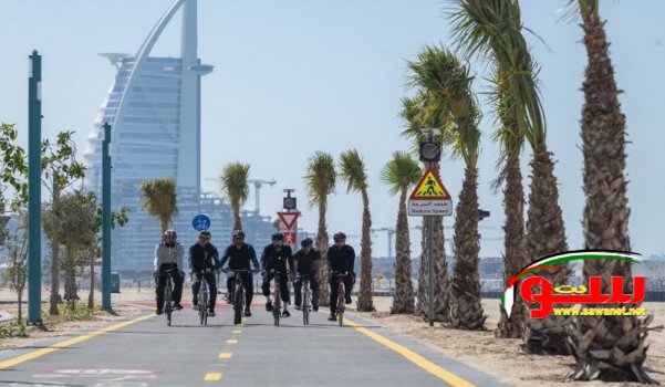 حاكم دبي على دراجة هوائية في دبي: 