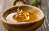 العسل والليمون والشاى أفضل الوسائل لعلاج التهاب الحلق | موقع سوا 