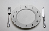 تناول 3 وجبات يومياً يضر بالصحة | موقع سوا 