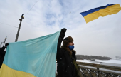 أوكرانيا تتلقى أول دفعة من مساعدة دفاعية أمريكية | موقع سوا 