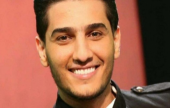 شاهد: الفنان محمد عساف يلتقي بمجسمه الشمعي لأول مرة في دبي | موقع سوا 