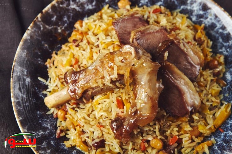 كبسة لحم بالعظم على الطريقة السعودية