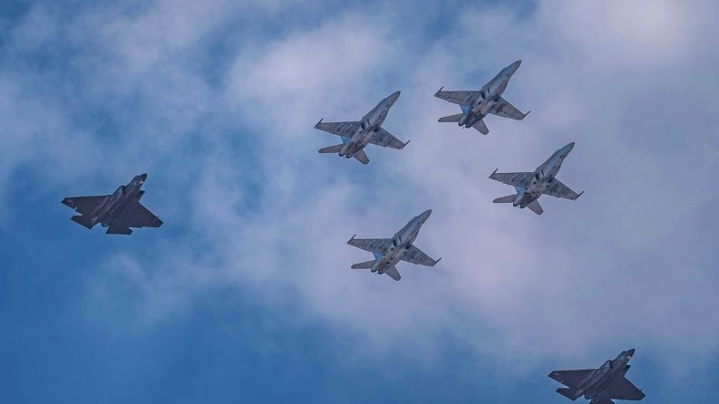 الحــــــــــرب تتواصــــــــــل لليوم الثالث